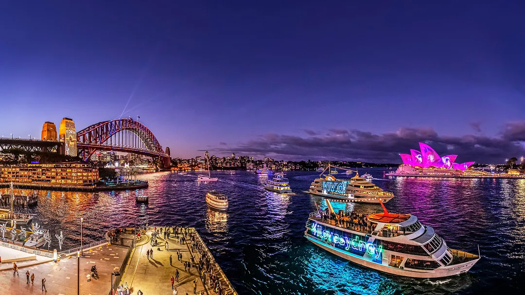 フェアウェルパーティ会場の夜景